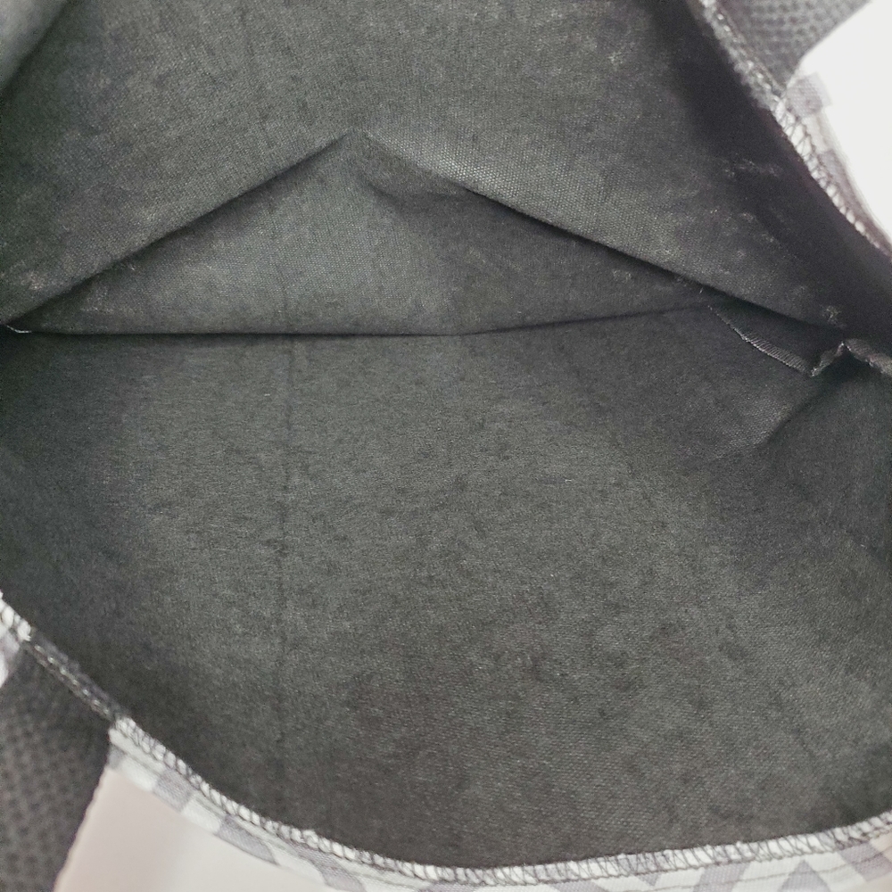 Geometric Pattern Tote Bag - Picture 3 of 7